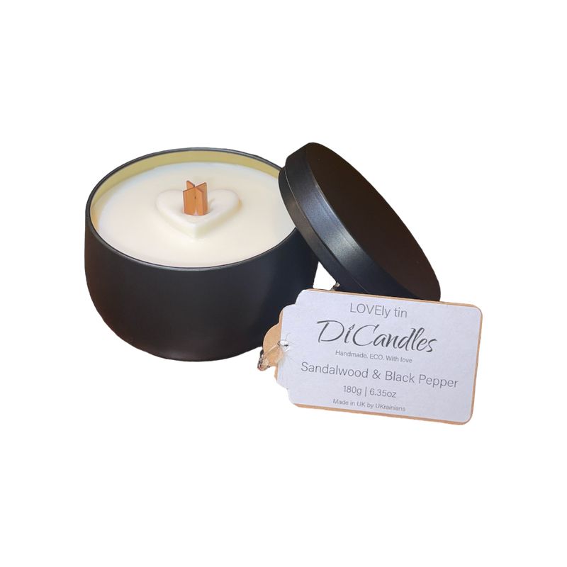LOVEly tin - Scented candle, Sandalwood & Black Pepper, 180g