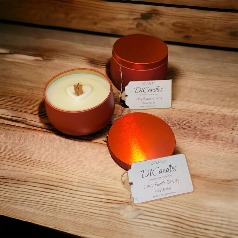 LOVEly tin - Scented candle, Juicy black cherry, 180g