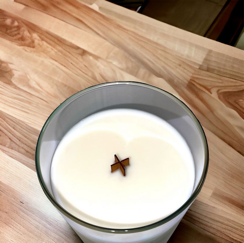 Marble plume - Scented candle, Juicy black cherry, 600g